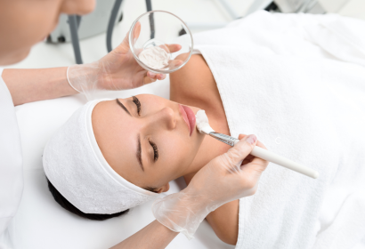 Cliniccare Brighten Renewal Facial